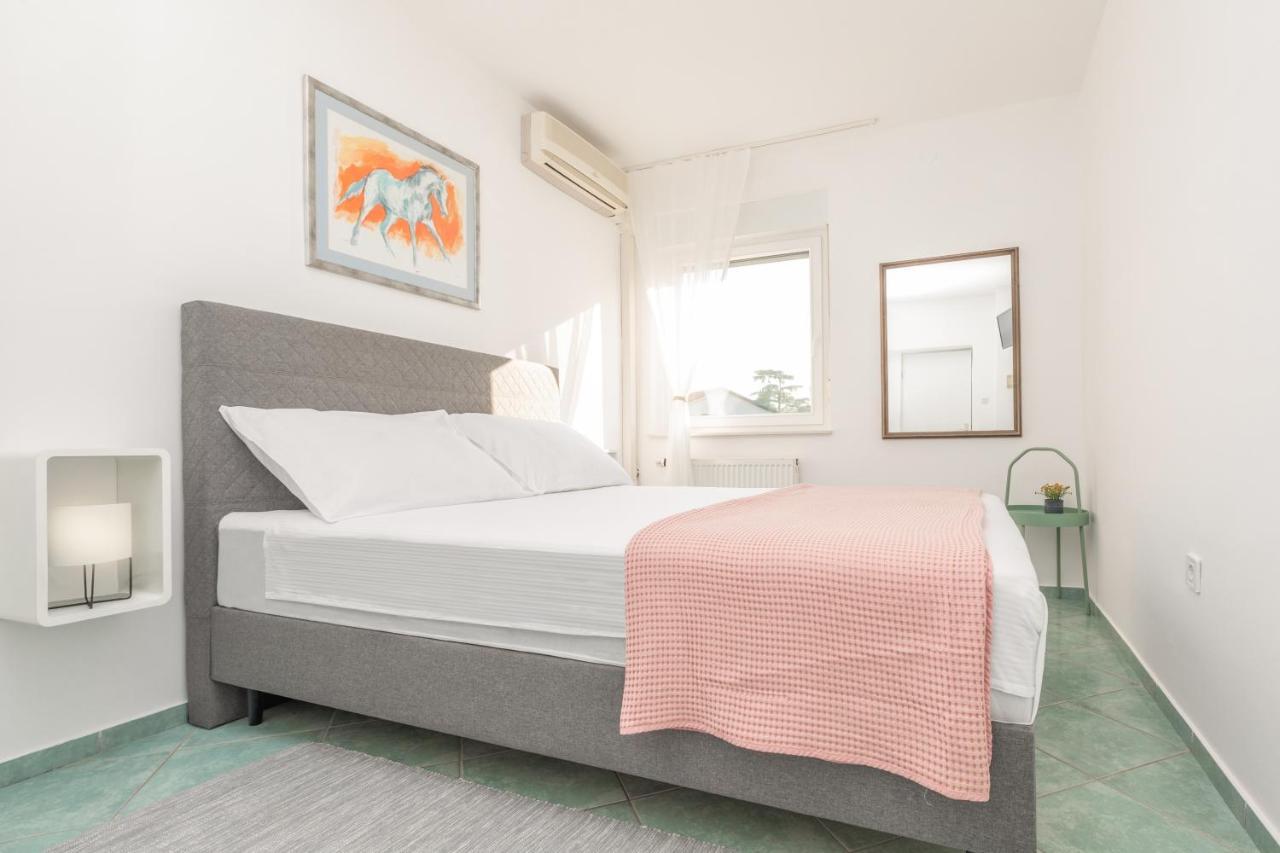 Apartments Villa Pavle 로비니 외부 사진