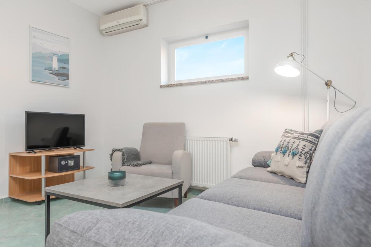 Apartments Villa Pavle 로비니 외부 사진
