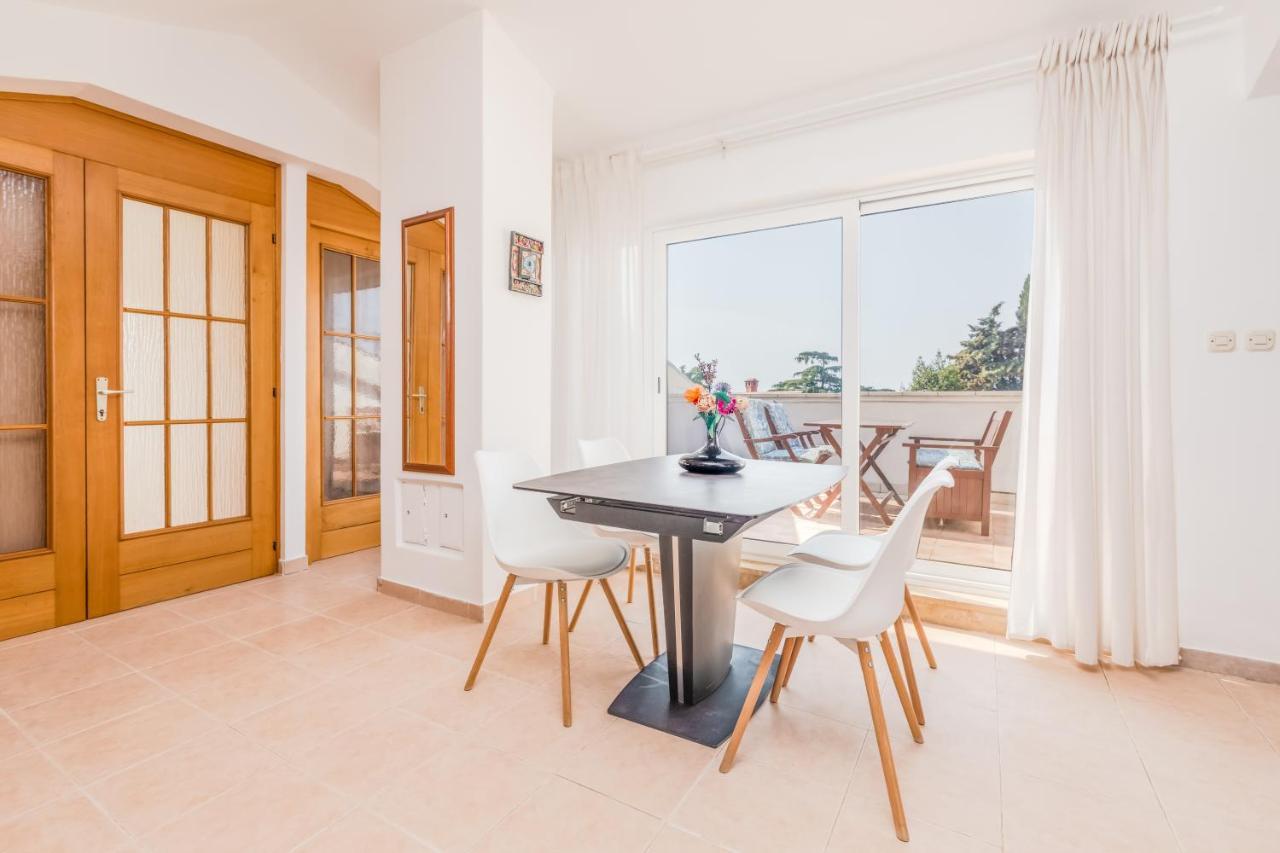 Apartments Villa Pavle 로비니 외부 사진