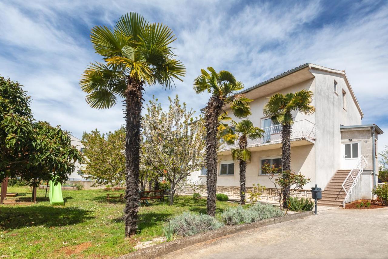 Apartments Villa Pavle 로비니 외부 사진